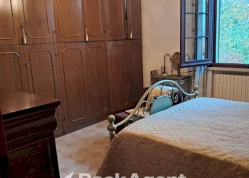 Camera da letto - Villa via Colonna Marina, 47, Pegognaga - photo 13