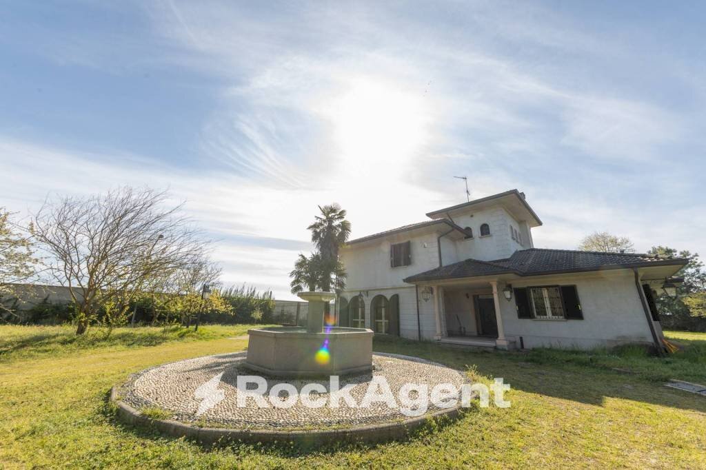 Terreno - Villa corso Genova, 242, Vigevano - photo 1