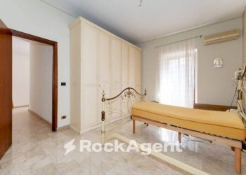 Camera da letto - Independent house via Santa Barbara, 57, Catania - photo 29