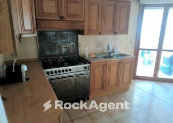 Cucina - Appartamento via Agesidamo, Locri - foto 2