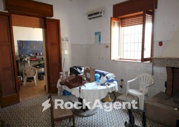 Cucina - Casa indipendente via Fratelli Cervi, 26, Melissano - foto 21