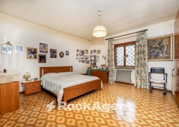 Camera da letto - Villa via di Valle Muricana, 674, Roma (neighborhood Labaro) - photo 7