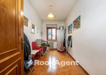Studio - Villa via di Valle Muricana, 674, Roma (neighborhood Labaro) - photo 9