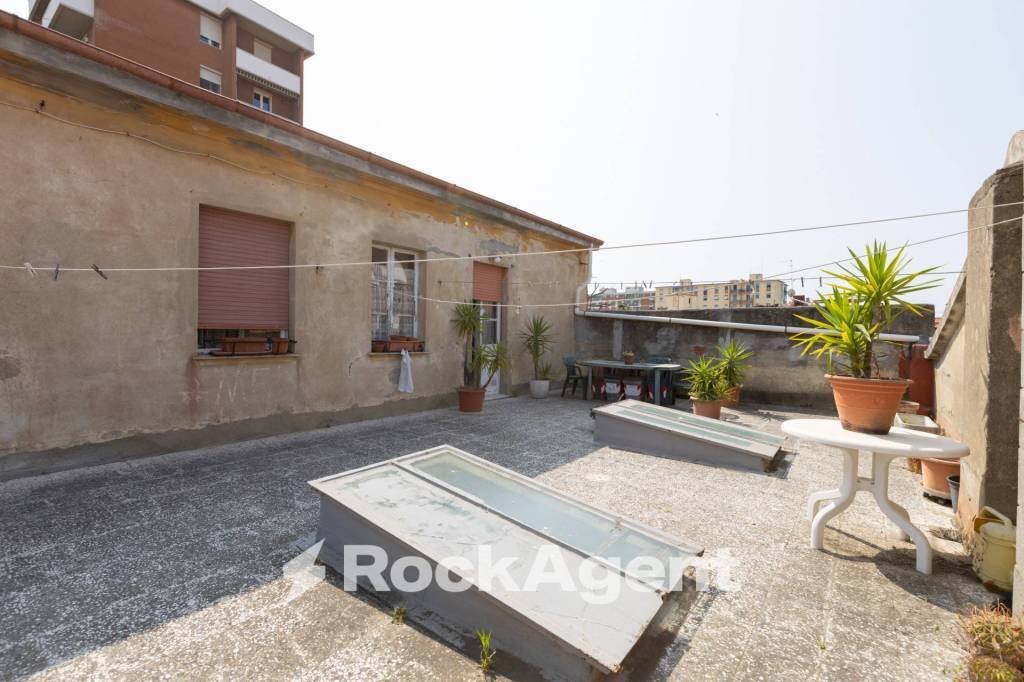 Terrazzo - Casa indipendente via Giuseppe Bandi, 20, Livorno - foto 1