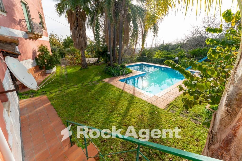 Piscina - Rustico strada 34, Giarre - foto 1