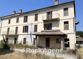 Facciata - Independent house via Marconi, 47, Rivanazzano Terme - photo 1