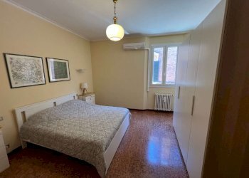 camera da letto - Bilocale via Donzelle, Bologna (zona Centro Storico) - foto 14