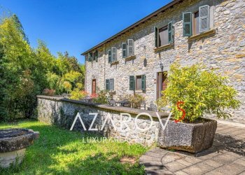 Facciata - Villa via Bardine, Fivizzano - foto 9