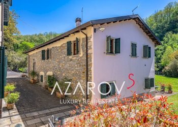 Facciata - Villa via Bardine, Fivizzano - foto 43