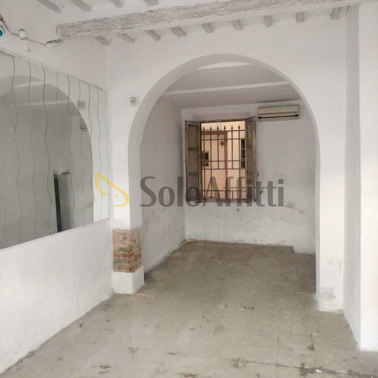61f2d511-732d-4bbc-993d-7d629f0c1f5a.jpg - Commercial Premises Firenze (neighborhood Santa Maria Novella) - photo 3