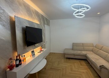 sala.jpg - Apartment Via Vittorio Veneto 44, Collecchio - photo 1