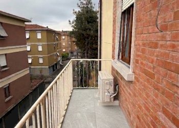 balcone lato giorno.png - Apartment Via Vittorio Veneto 44, Collecchio - photo 12