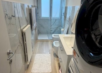 bagno.jpg - Apartment Via Vittorio Veneto 44, Collecchio - photo 14