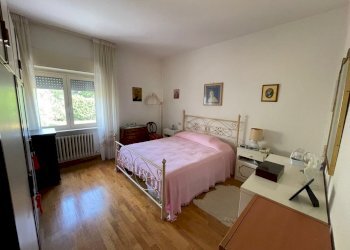 camera da letto - Three-room apartment Strada Tuderte 52, Perugia - photo 22
