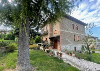facciata - Four-room apartment Via dell'Arte Tessile 6, Perugia - photo 1