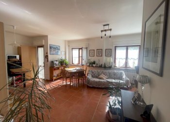 sala da pranzo - Apartment Via Ferdinando Magellano 53, Perugia (neighborhood Ferro di Cavallo) - photo 9