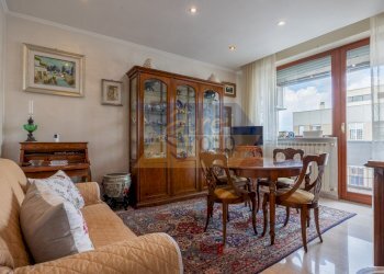 Soggiorno - Three-room apartment Via Guido Zanobini, Roma - photo 1
