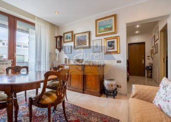Soggiorno - Three-room apartment Via Guido Zanobini, Roma - photo 7