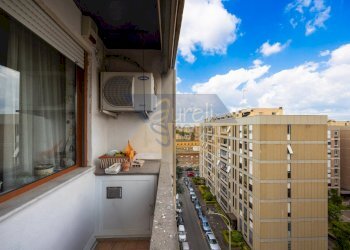 Balcone - Three-room apartment Via Guido Zanobini, Roma - photo 18
