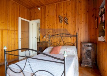 Camera da letto - Three-room apartment Via Guido Zanobini, Roma - photo 27