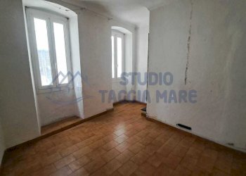5.jpg - Quadrilocale Via Fontana, Badalucco - foto 6