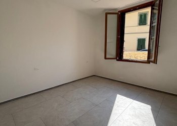 PHOTO-2025-06-20-17-30-33.jpg - Four-room apartment Via Borgo Bartolini, Bagno a Ripoli - photo 2