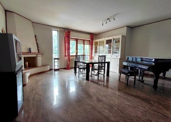 4.jpg - Quadrilocale Via Lago di Garda, Tivoli - foto 4