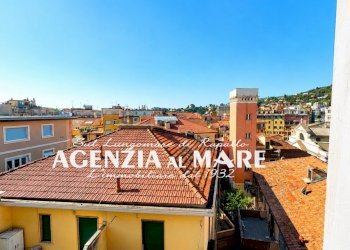 foto LOGA (fgfg5).jpg - Two-room apartment Vico della Pista 36, Rapallo - photo 1