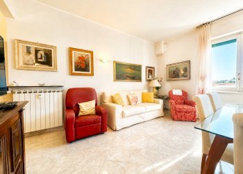 foto (6).png - Two-room apartment Vico della Pista 36, Rapallo - photo 3