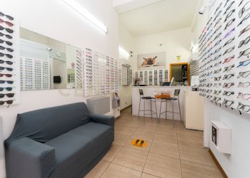 Bottega Cibele (11).jpg - Locale Commerciale Via Cibele 44, Catania - foto 1