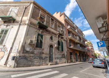 Bottega Cibele (2).jpg - Locale Commerciale Via Cibele 44, Catania - foto 10