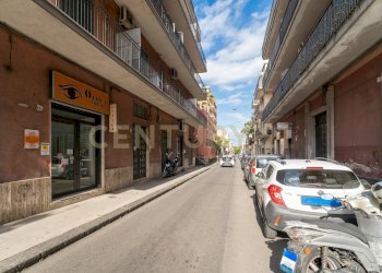 Bottega Cibele (4).jpg - Locale Commerciale Via Cibele 44, Catania - foto 20