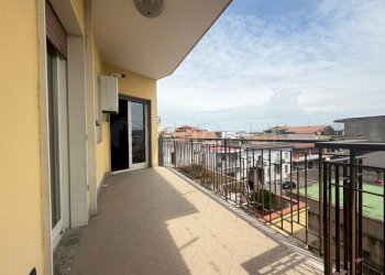 10.jpg - Appartamento Giugliano in Campania - foto 10