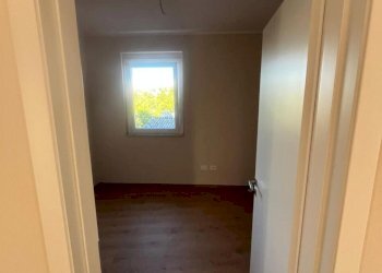 Immagine WhatsApp 2025-10-11 ore 10.51.59_d0804c45 - Quadrilocale Sarzana - foto 9