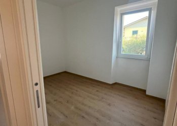 Immagine WhatsApp 2025-10-11 ore 10.52.01_fc2c6c31 - Quadrilocale Sarzana - foto 12