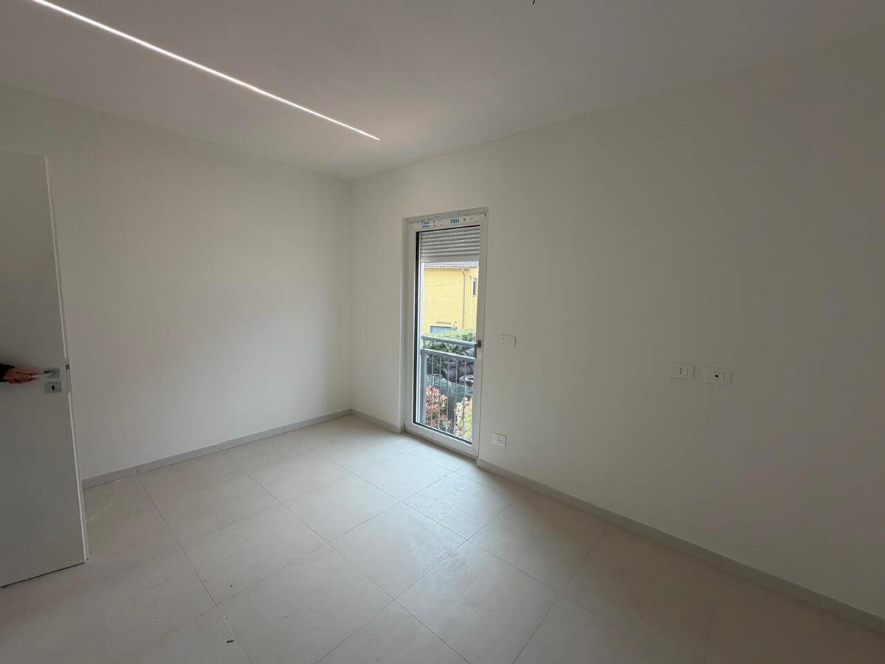 541332cf-767b-49b0-9611-57456372b9fe.jpg - Appartamento Sarzana - foto 2