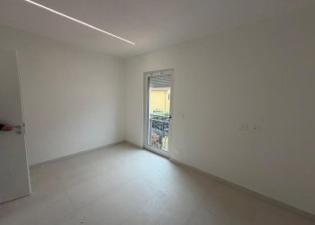 541332cf-767b-49b0-9611-57456372b9fe.jpg - Appartamento Sarzana - foto 2