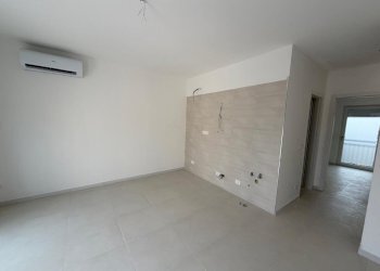 3614881e-17de-49be-86d8-c01d3d43bbaa.jpg - Appartamento Sarzana - foto 3