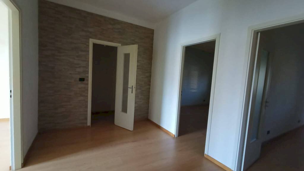 Three-room apartment Cumiana - photo 1