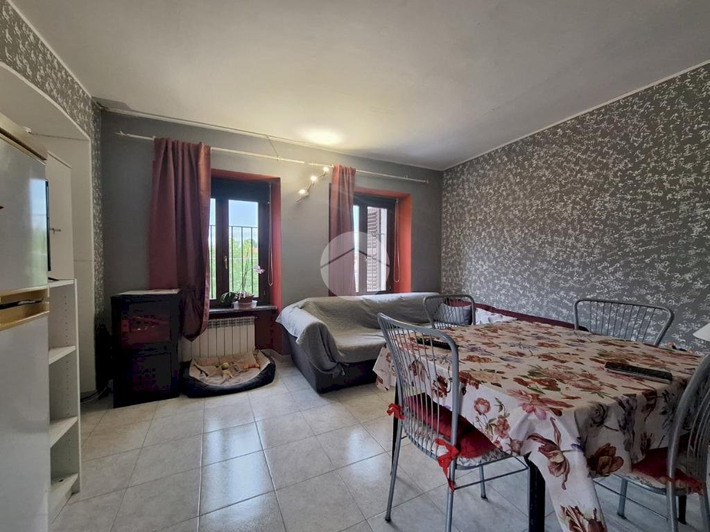 Two-room apartment Via Capitano Saudino, Caravino - photo 1