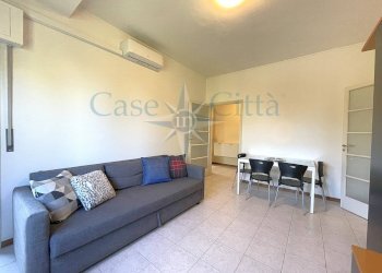 Two-room apartment Via Lorenteggio, Milano (neighborhood Lorenteggio) - photo 1