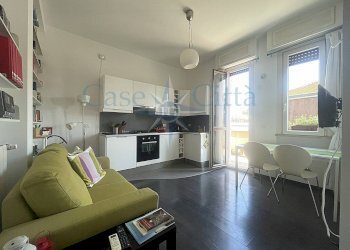 Two-room apartment Via Erasmo Boschetti, Milano (neighborhood Maggiolina) - photo 1