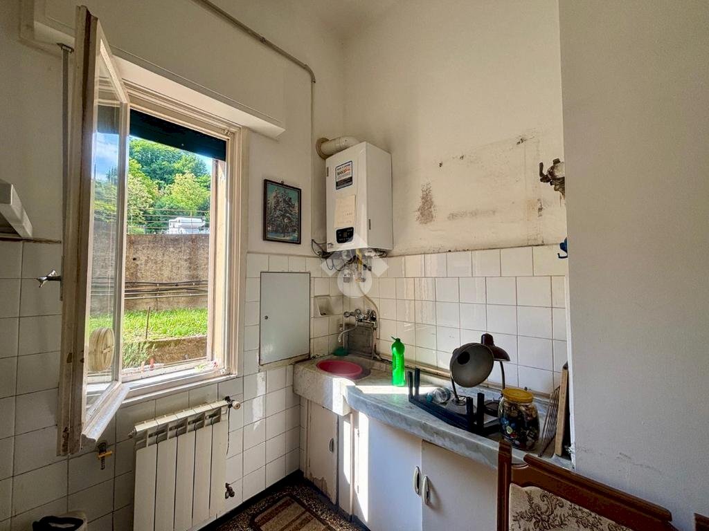 Two-room apartment Salita di pino sottano, Genova (neighborhood Molassana) - photo 2