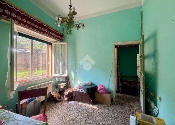 Two-room apartment Salita di pino sottano, Genova (neighborhood Molassana) - photo 4