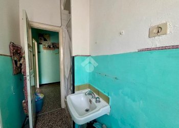 Two-room apartment Salita di pino sottano, Genova (neighborhood Molassana) - photo 16