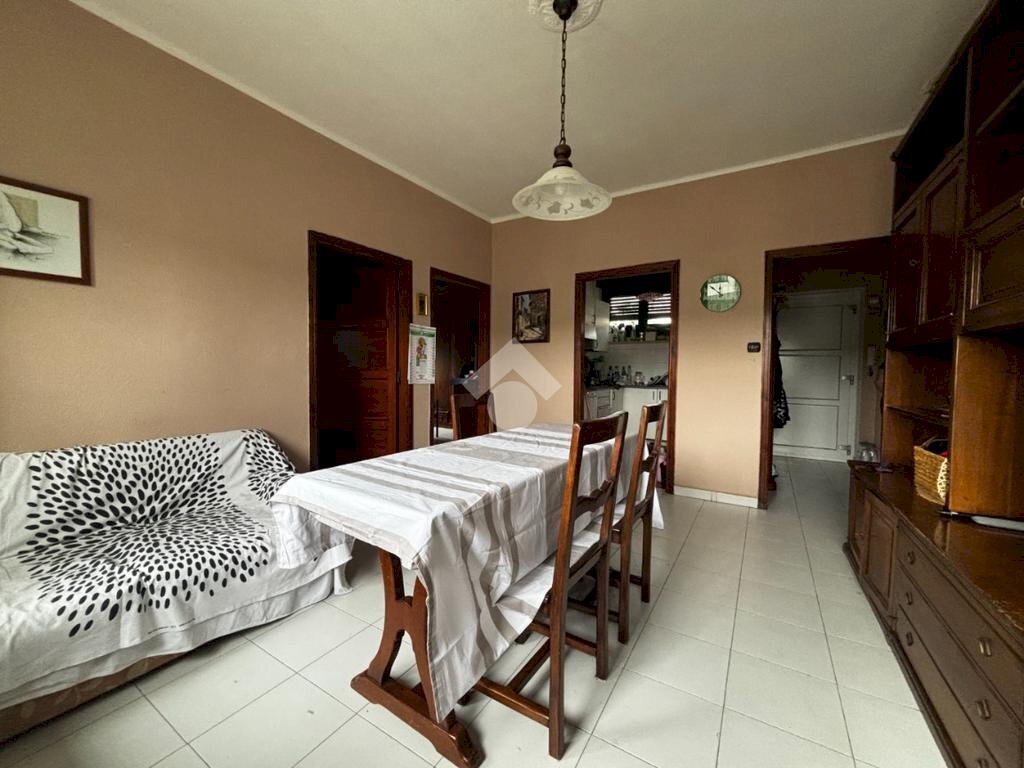 Three-room apartment Via Giacomo Matteotti, Ivrea - photo 1