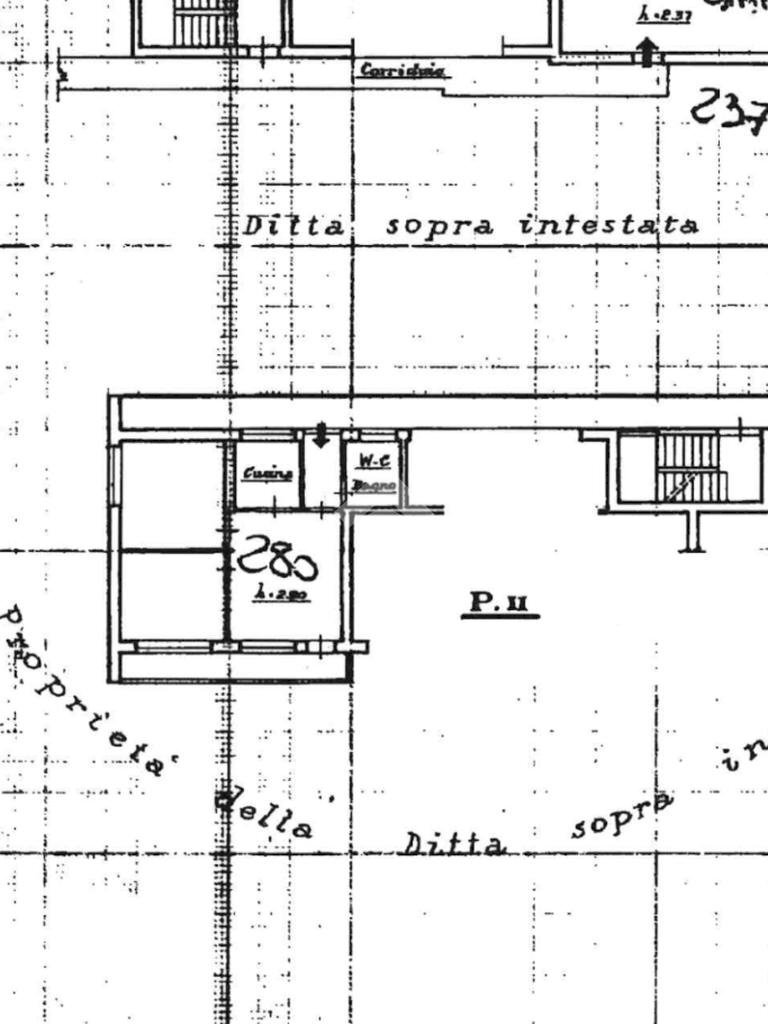 Three-room apartment Via Giacomo Matteotti, Ivrea - floor plans 1