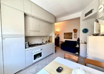 Three-room apartment Viale D. Hanbury, Alassio - photo 6