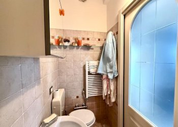 Three-room apartment Viale D. Hanbury, Alassio - photo 8