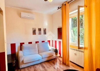 Three-room apartment Via Caravelle, Rapallo - photo 1